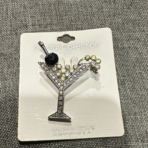 Jewelry - Crystal Martini Brooch with Black Olive